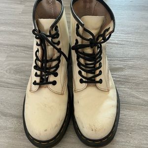 white dr martens doc martens in white